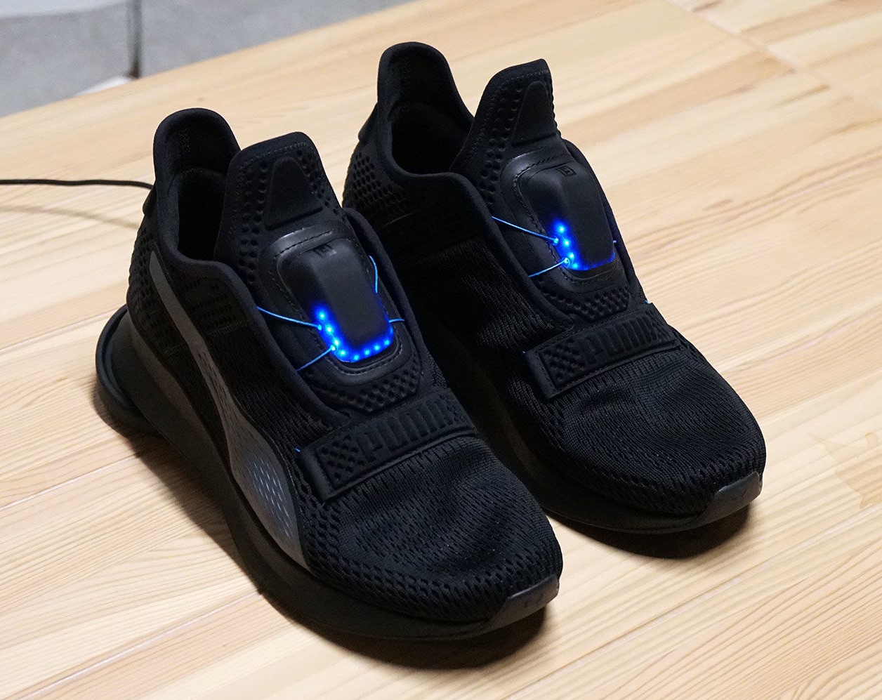 High-Tech Kicks- PUMA FI