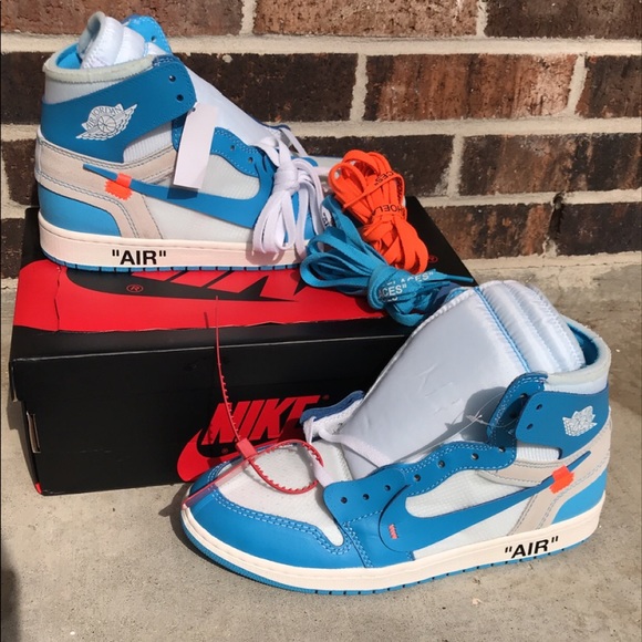 Jordan Sneakers- Off-white collab