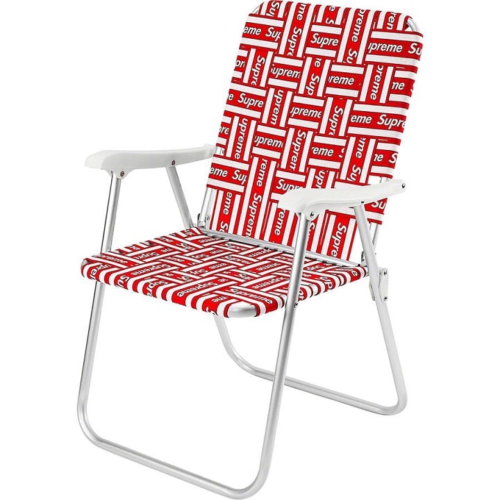 supreme lawn chair